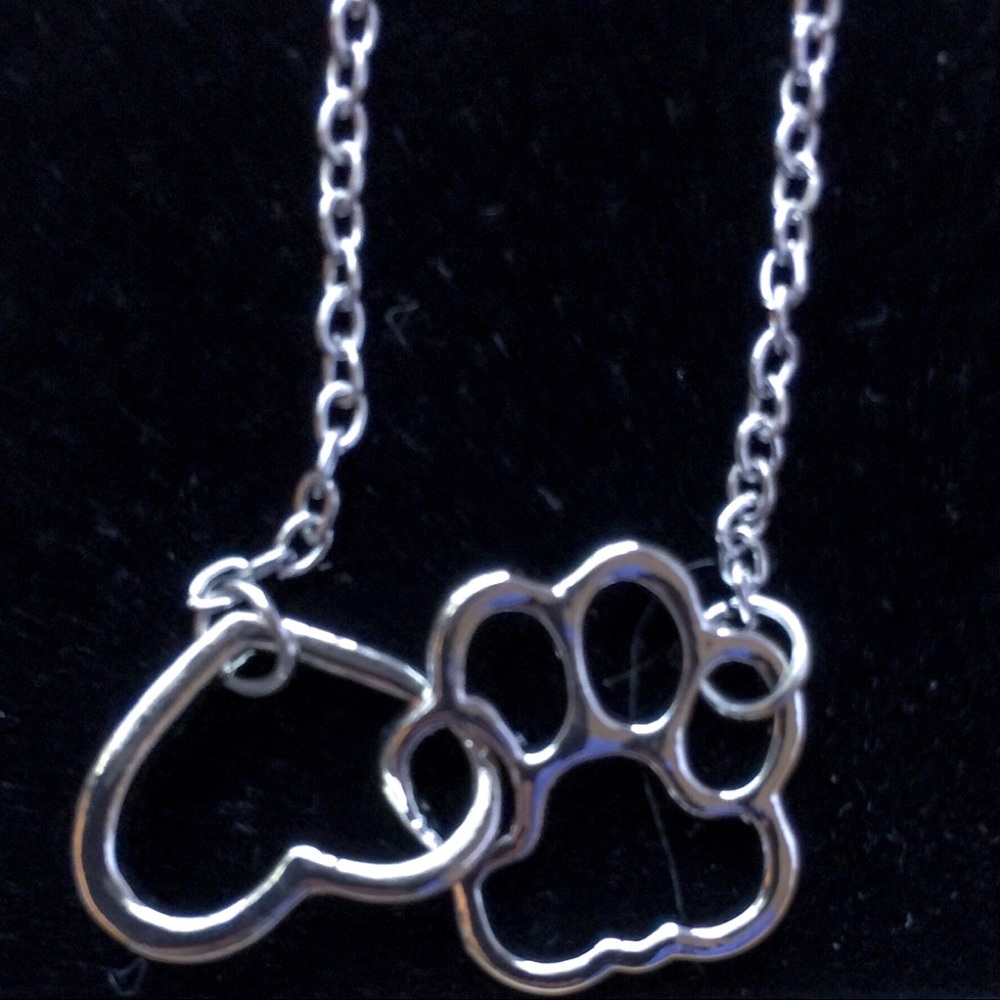 Heart and Paw Cat Lover’s Necklace in Silver